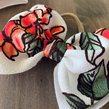 Load image into Gallery viewer, The Baby Cora